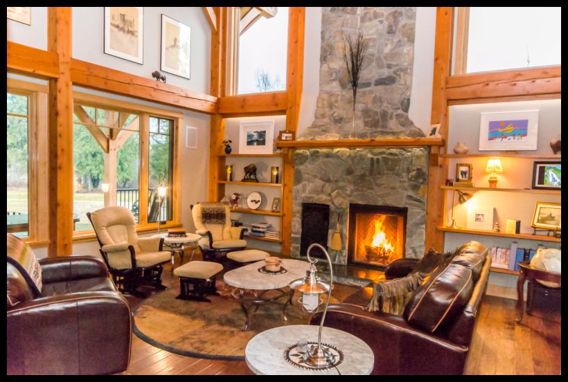 Living Room w/Fireplace
